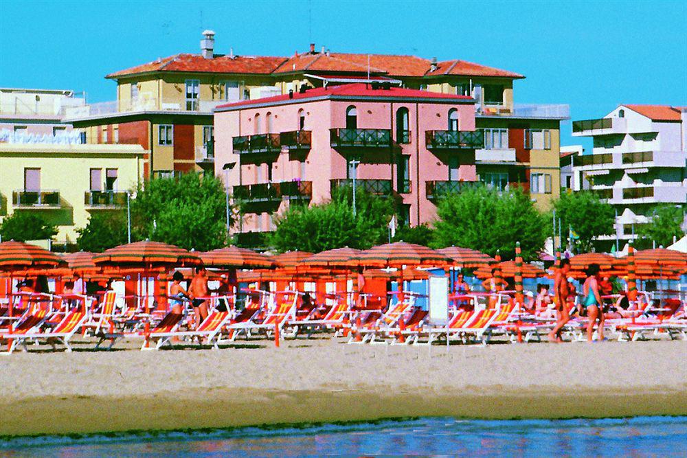 Residenza Sol Holiday Rimini Exteriör bild